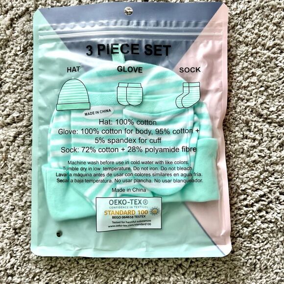 New Oeka-Tex 3-piece Baby Infant Hat, Mittens & Socks Green Stripe 0-3 months - Picture 4 of 6